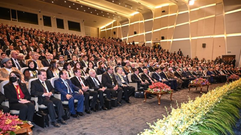 سەرۆک بارزانى مەدالیاى بارزانى نەمر بە (76) کەسایەتى دەبەخشێت